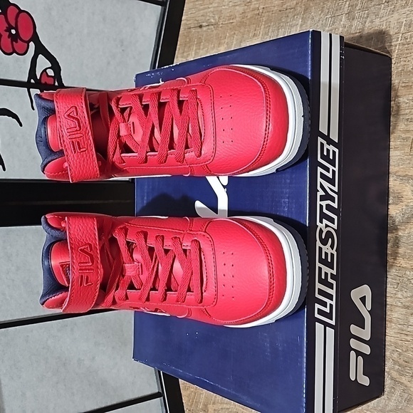 Fila Men’s High Tops Sneakers Size 9.5 NWT‎ - Picture 3 of 4